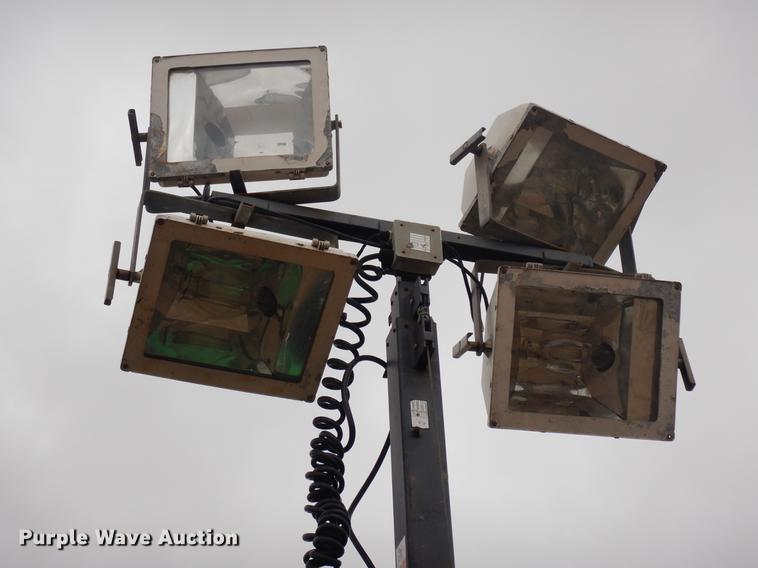 image for item DD3612 Magnum MLT3060K light plant