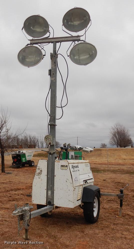 image for item DD3613 Allmand Night Light Pro light plant