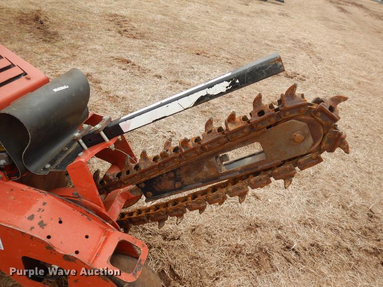 image for item DD3614 2010 Ditch Witch RT12 trencher