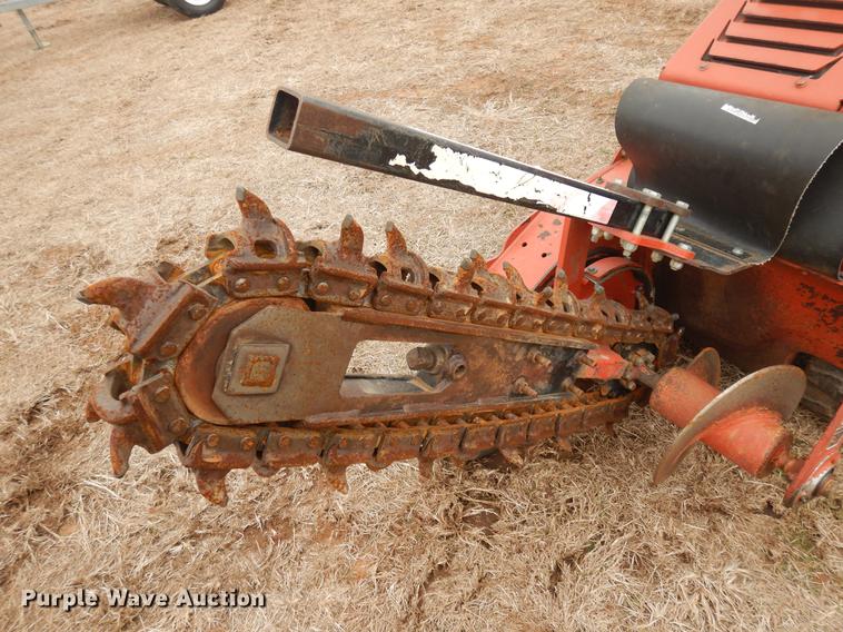 image for item DD3614 2010 Ditch Witch RT12 trencher