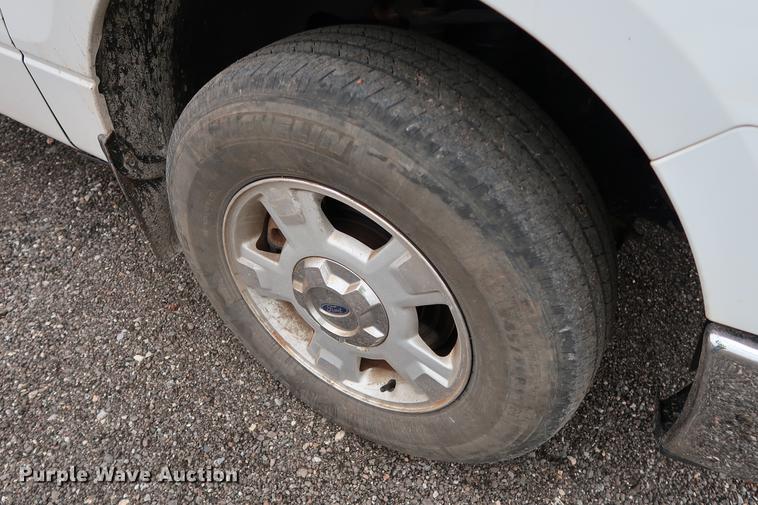 image for item DD5338 2012 Ford F150 XLT SuperCab pickup truck