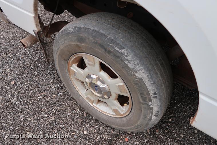 image for item DD5338 2012 Ford F150 XLT SuperCab pickup truck