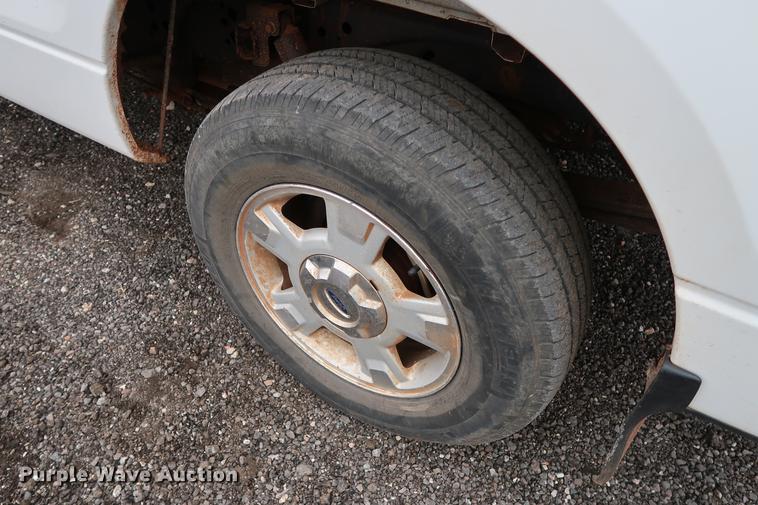 image for item DD5338 2012 Ford F150 XLT SuperCab pickup truck