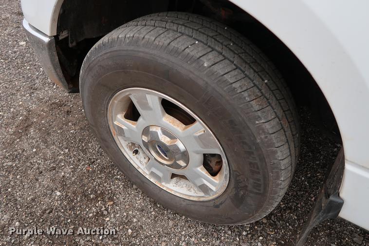 image for item DD5338 2012 Ford F150 XLT SuperCab pickup truck