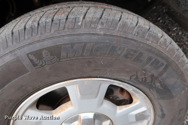 image for item DD5338 2012 Ford F150 XLT SuperCab pickup truck