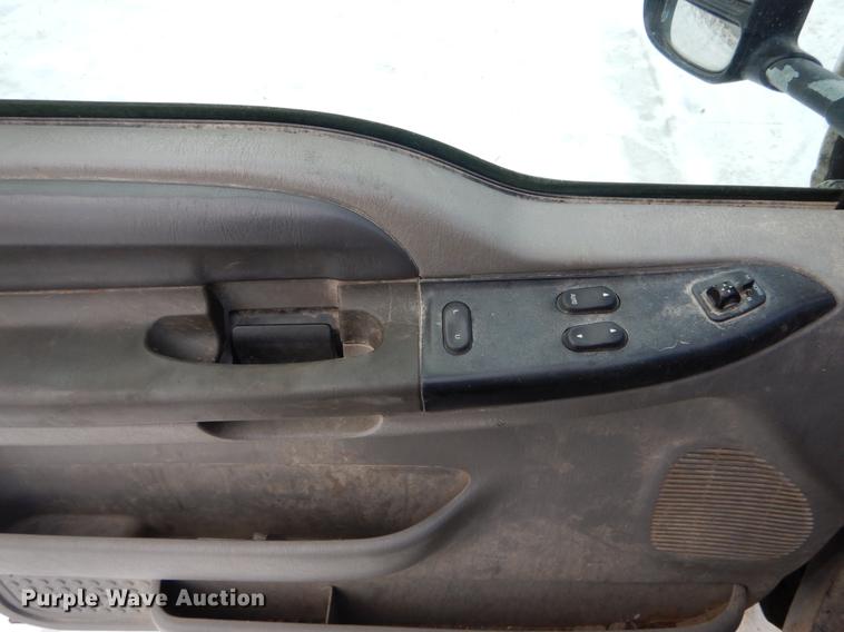 image for item DE5976 1999 Ford F250 Super Duty Super Cab pickup truck