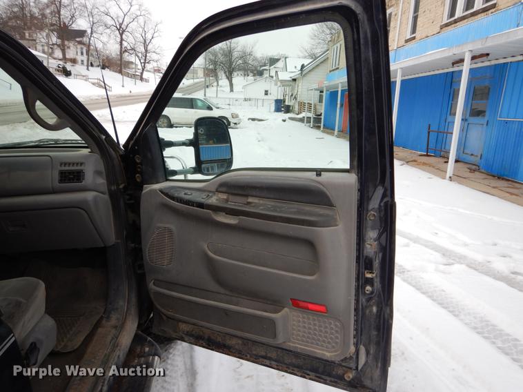 image for item DE5976 1999 Ford F250 Super Duty Super Cab pickup truck