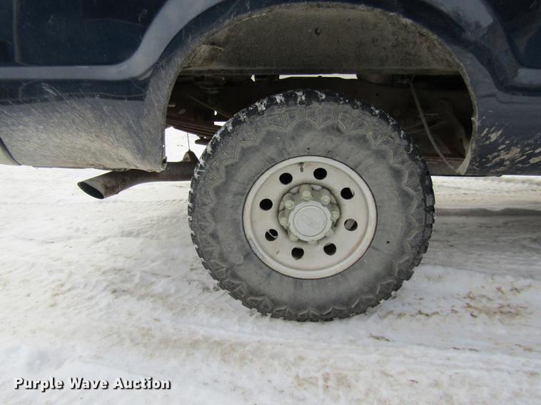 image for item DE5976 1999 Ford F250 Super Duty Super Cab pickup truck