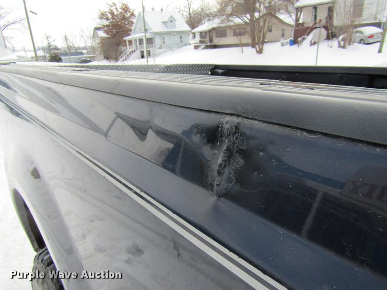 image for item DE5976 1999 Ford F250 Super Duty Super Cab pickup truck