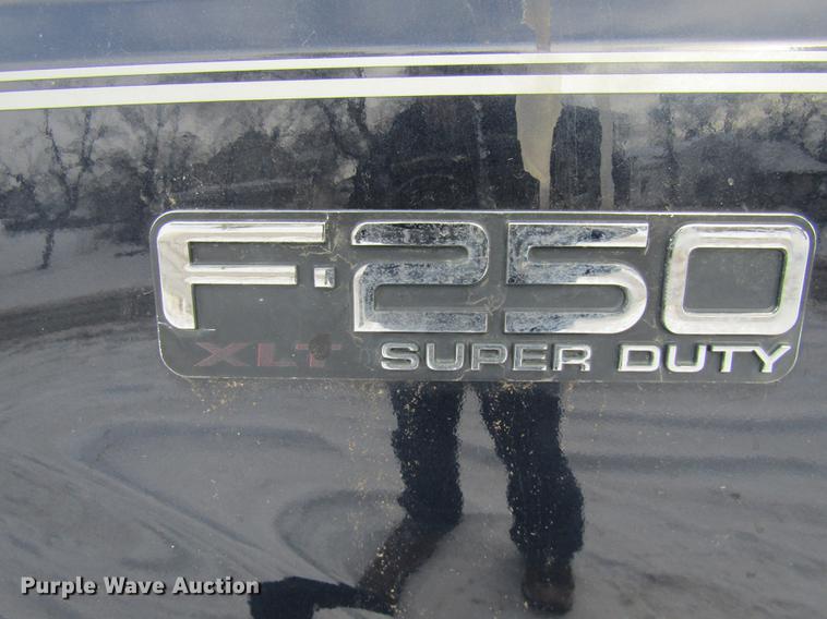 image for item DE5976 1999 Ford F250 Super Duty Super Cab pickup truck