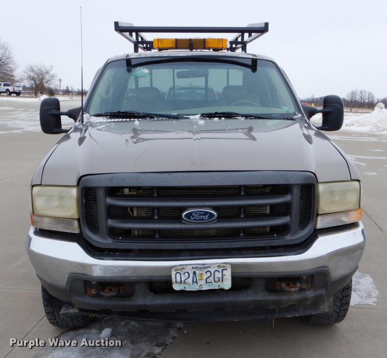 image for item DE5985 2002 Ford F250 Super Duty Lariat SuperCab utility bed pickup truck