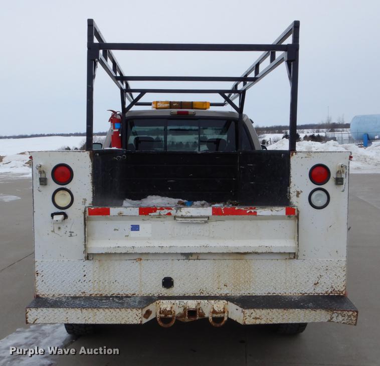 image for item DE5985 2002 Ford F250 Super Duty Lariat SuperCab utility bed pickup truck