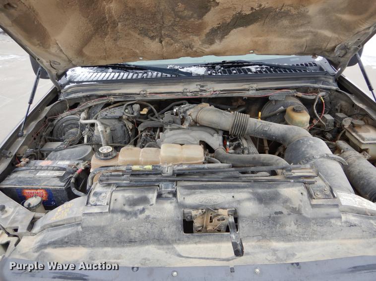 image for item DE5985 2002 Ford F250 Super Duty Lariat SuperCab utility bed pickup truck