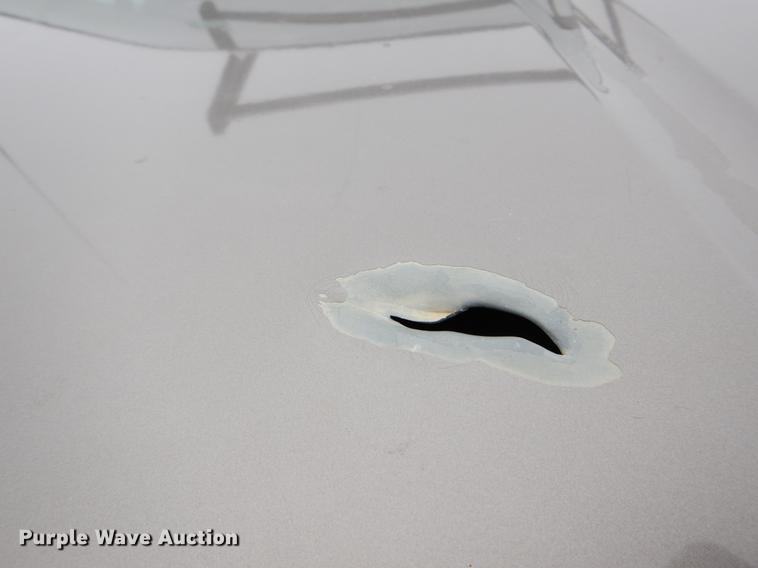 image for item DE5985 2002 Ford F250 Super Duty Lariat SuperCab utility bed pickup truck