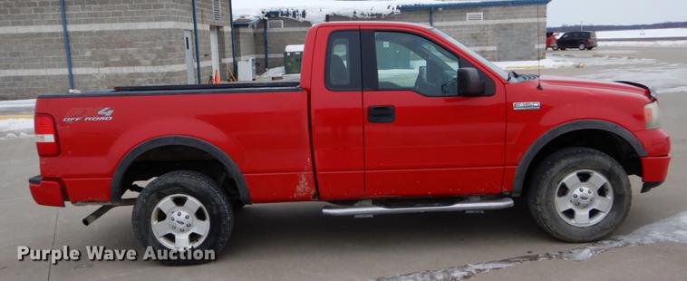 image for item DE5986 2004 Ford F150 FX4 pickup truck