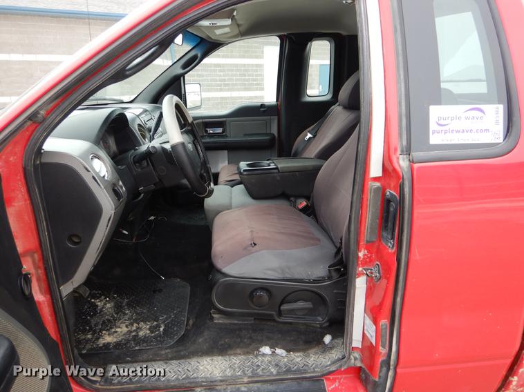 image for item DE5986 2004 Ford F150 FX4 pickup truck