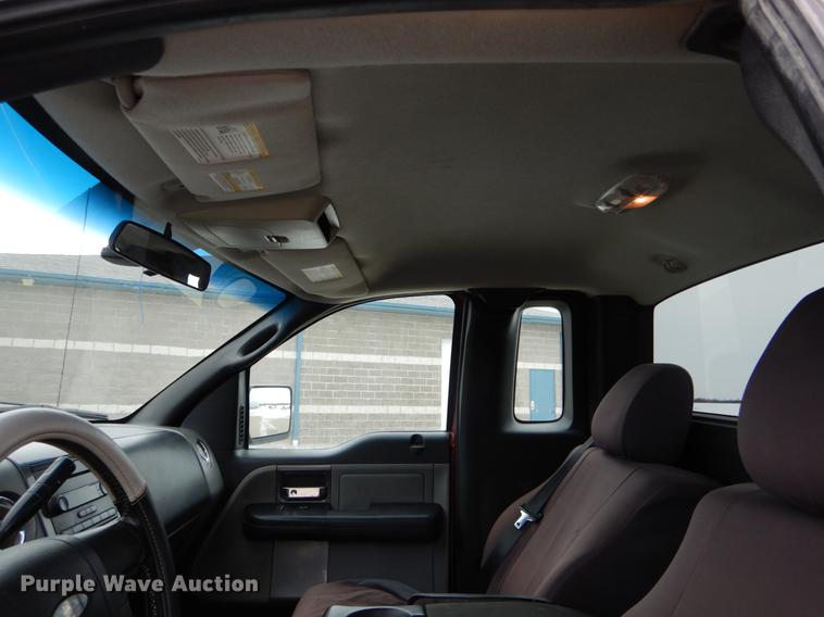 image for item DE5986 2004 Ford F150 FX4 pickup truck