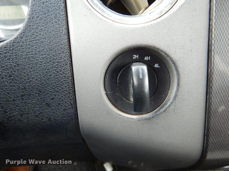 image for item DE5986 2004 Ford F150 FX4 pickup truck