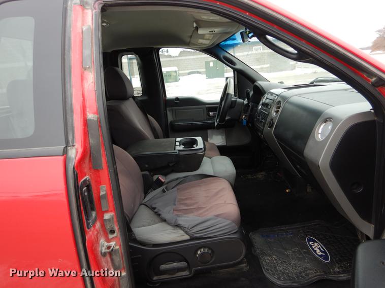 image for item DE5986 2004 Ford F150 FX4 pickup truck