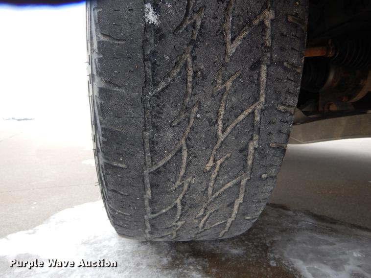 image for item DE5986 2004 Ford F150 FX4 pickup truck