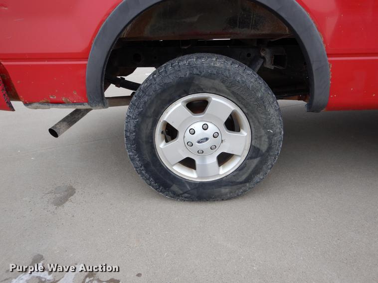 image for item DE5986 2004 Ford F150 FX4 pickup truck