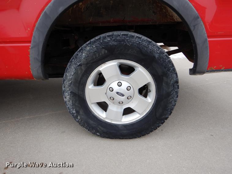 image for item DE5986 2004 Ford F150 FX4 pickup truck