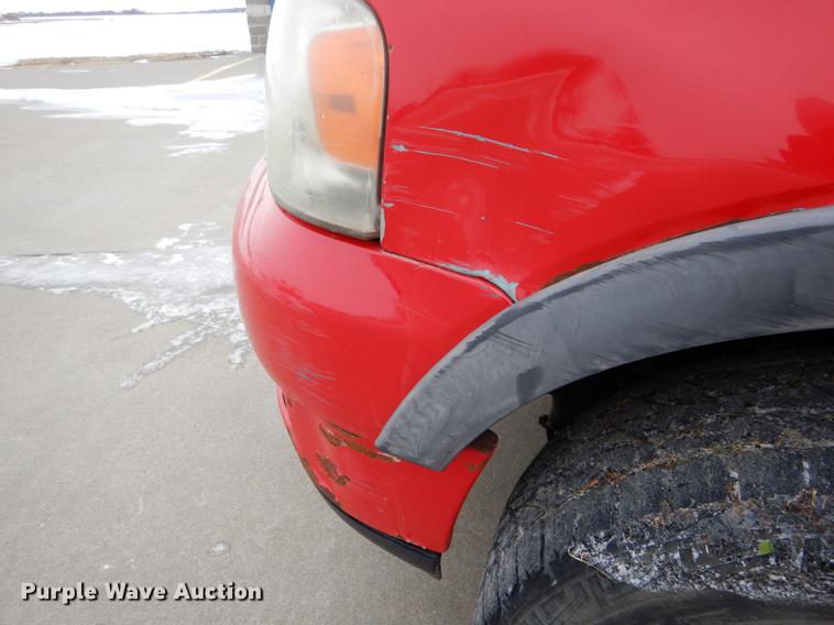 image for item DE5986 2004 Ford F150 FX4 pickup truck