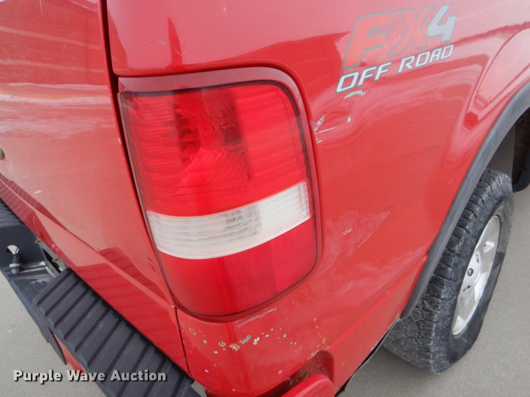 image for item DE5986 2004 Ford F150 FX4 pickup truck