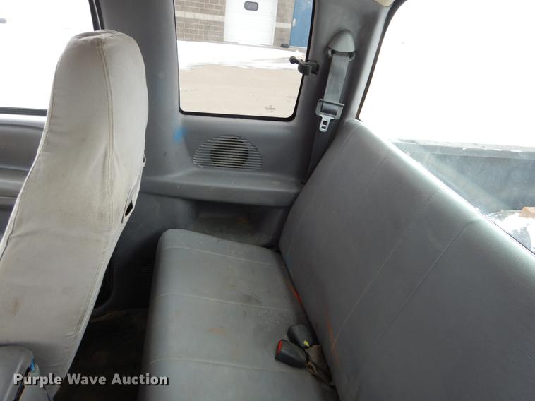 image for item DE5988 1998 Dodge Ram 1500 Club Cab pickup truck