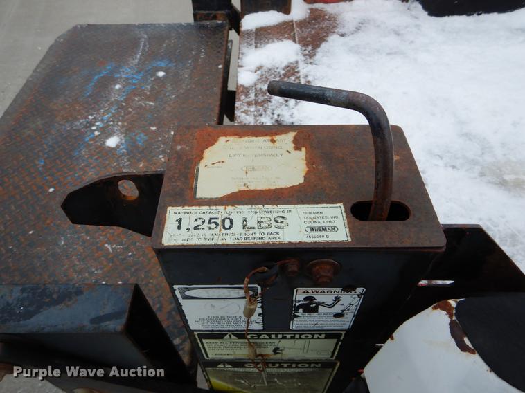 image for item DE5988 1998 Dodge Ram 1500 Club Cab pickup truck