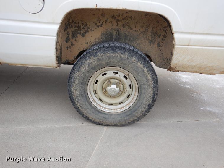 image for item DE5988 1998 Dodge Ram 1500 Club Cab pickup truck