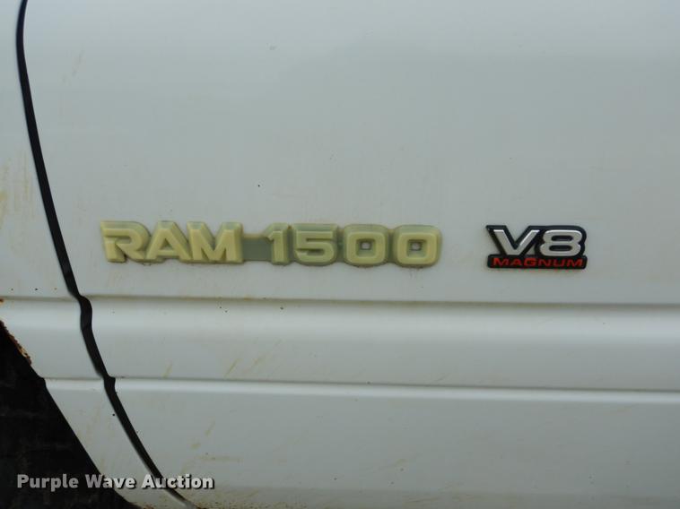 image for item DE5988 1998 Dodge Ram 1500 Club Cab pickup truck