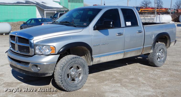 image for item DE5997 2005 Dodge Ram 2500 SLT Quad Cab pickup truck