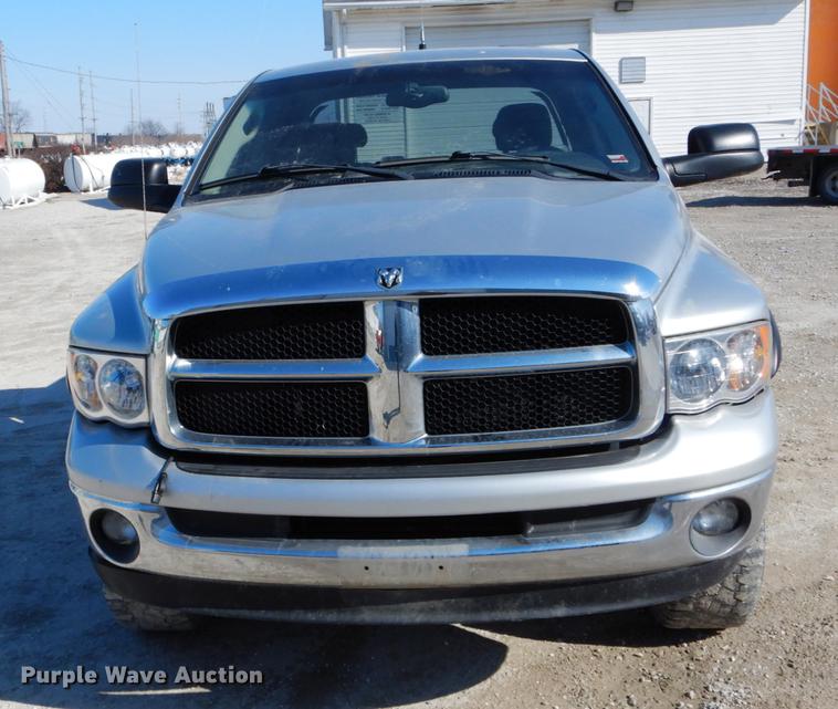 image for item DE5997 2005 Dodge Ram 2500 SLT Quad Cab pickup truck