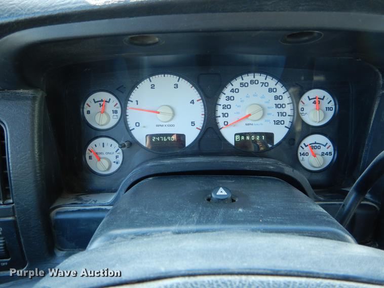 image for item DE5997 2005 Dodge Ram 2500 SLT Quad Cab pickup truck