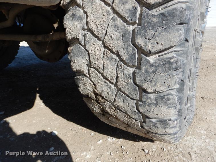 image for item DE5997 2005 Dodge Ram 2500 SLT Quad Cab pickup truck