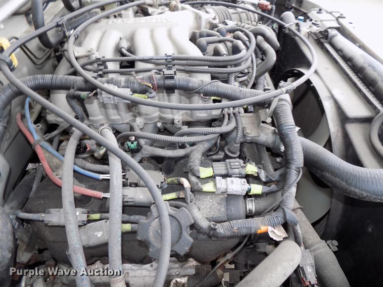 image for item DE7559 2000 Nissan Frontier Crew Cab pickup truck