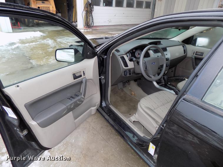 image for item DE7560 2008 Ford Focus