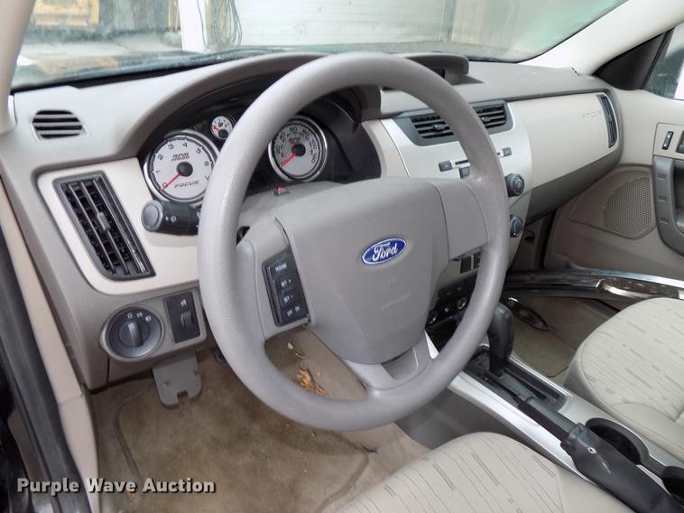 image for item DE7560 2008 Ford Focus