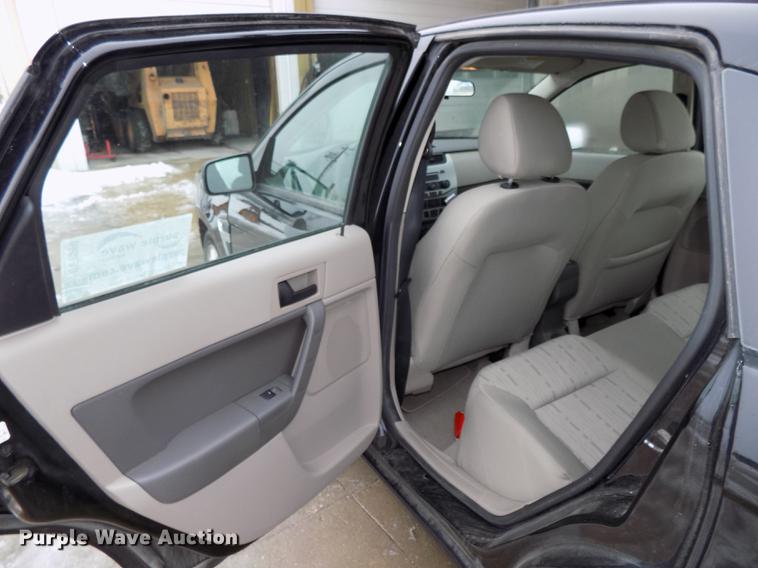 image for item DE7560 2008 Ford Focus