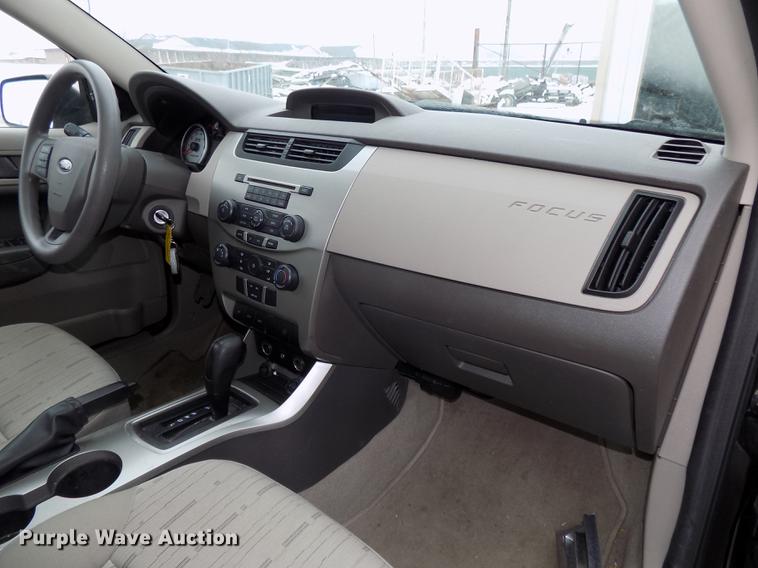image for item DE7560 2008 Ford Focus