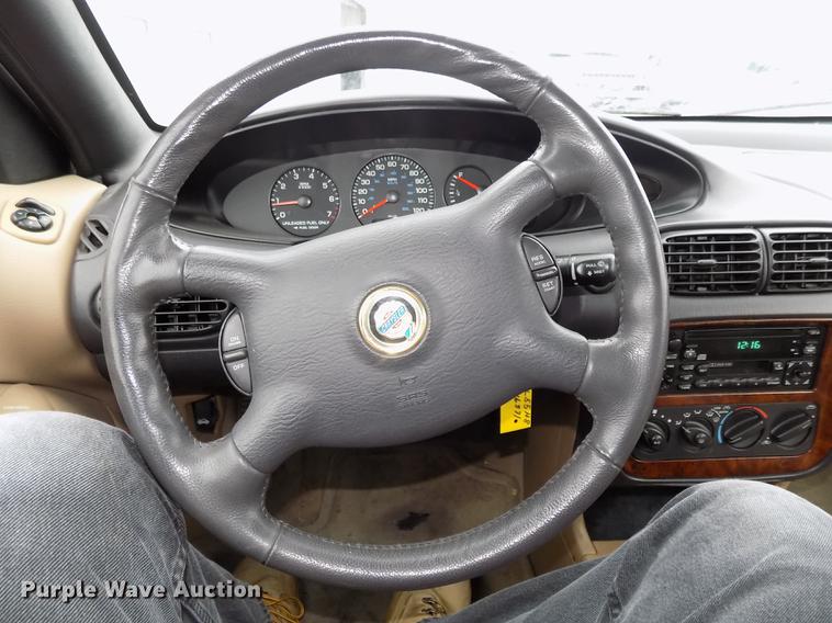 image for item DE7561 2000 Chrysler Sebring JXi convertible