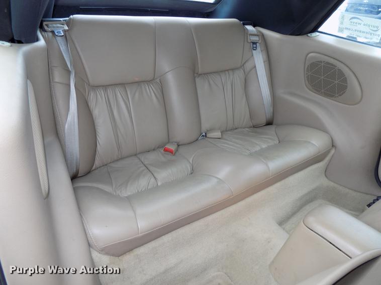 image for item DE7561 2000 Chrysler Sebring JXi convertible