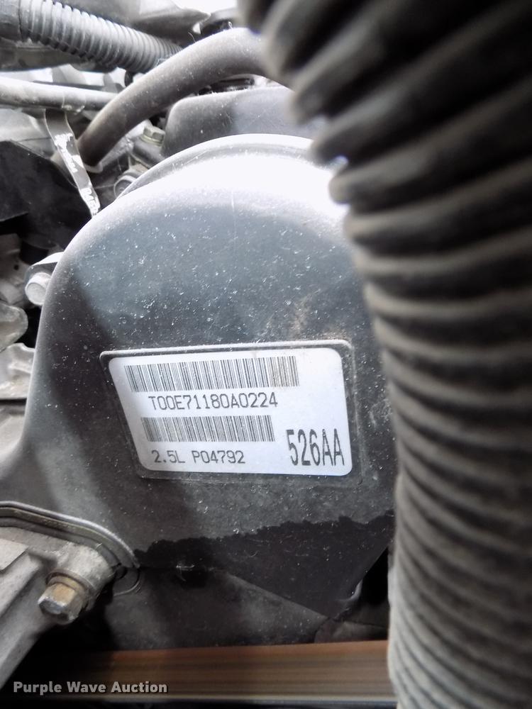 image for item DE7561 2000 Chrysler Sebring JXi convertible