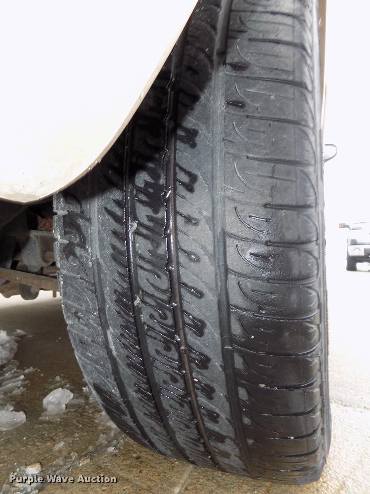 image for item DE7561 2000 Chrysler Sebring JXi convertible