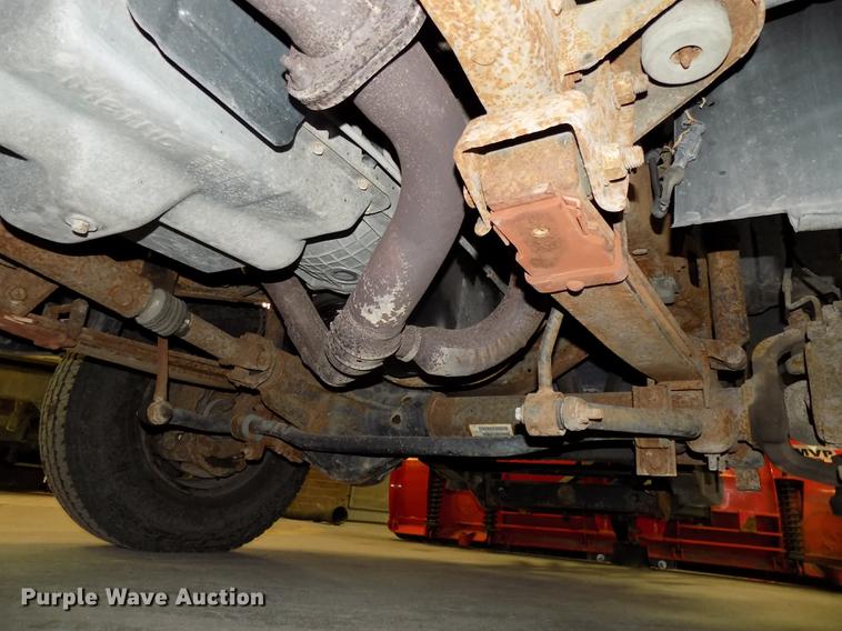 image for item DE7570 2003 Ford F250 Super Duty pickup truck