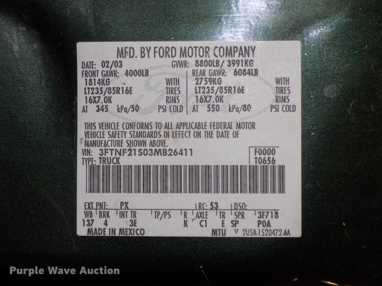 image for item DE7570 2003 Ford F250 Super Duty pickup truck