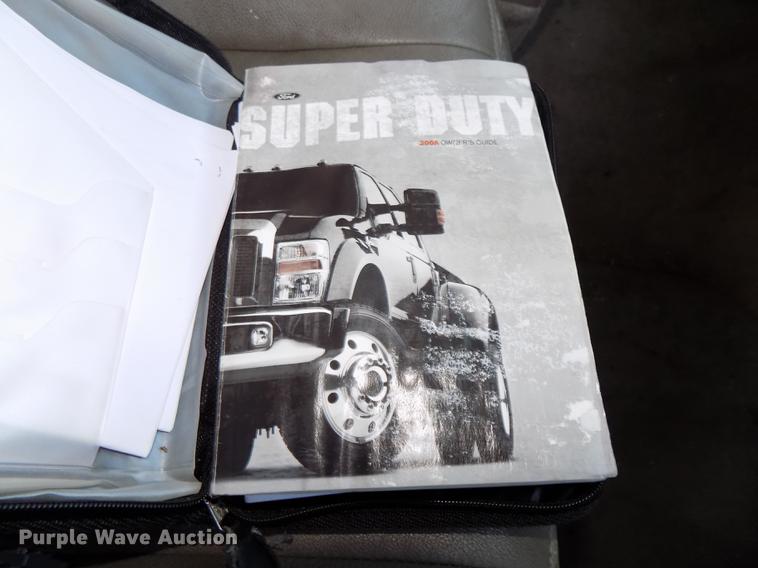 image for item DE7573 2008 Ford F350 Lariat Super Duty Crew Cab pickup truck