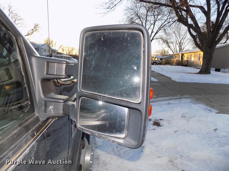 image for item DE7573 2008 Ford F350 Lariat Super Duty Crew Cab pickup truck