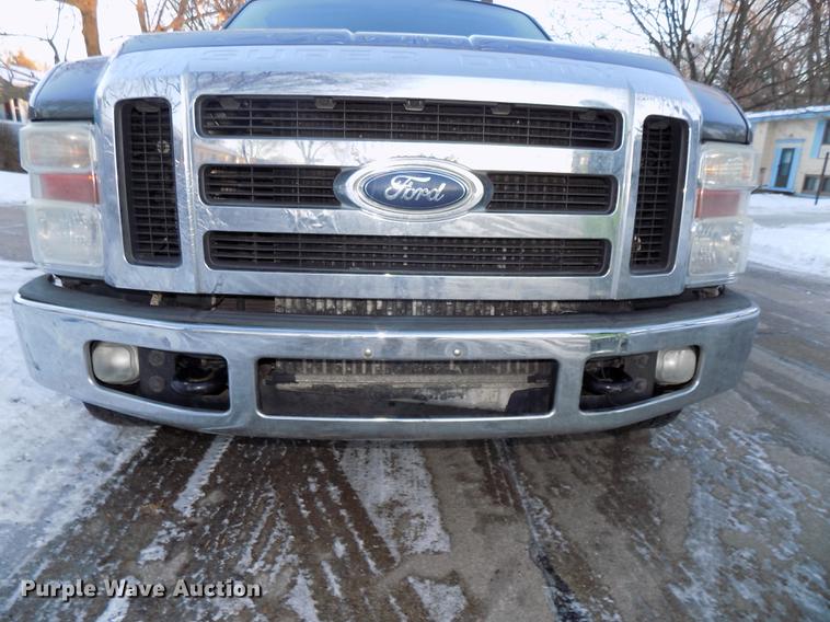 image for item DE7573 2008 Ford F350 Lariat Super Duty Crew Cab pickup truck